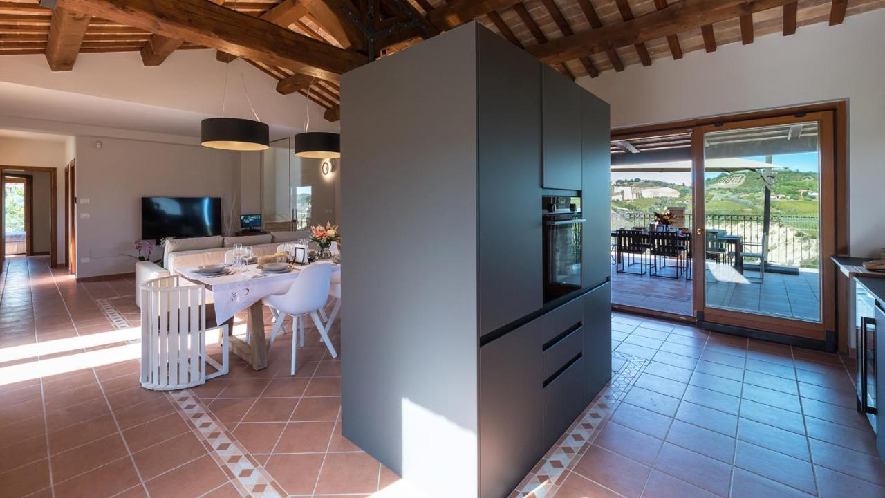 Borgo Da Monte 8, Emma Villas Monteprandone Exterior photo