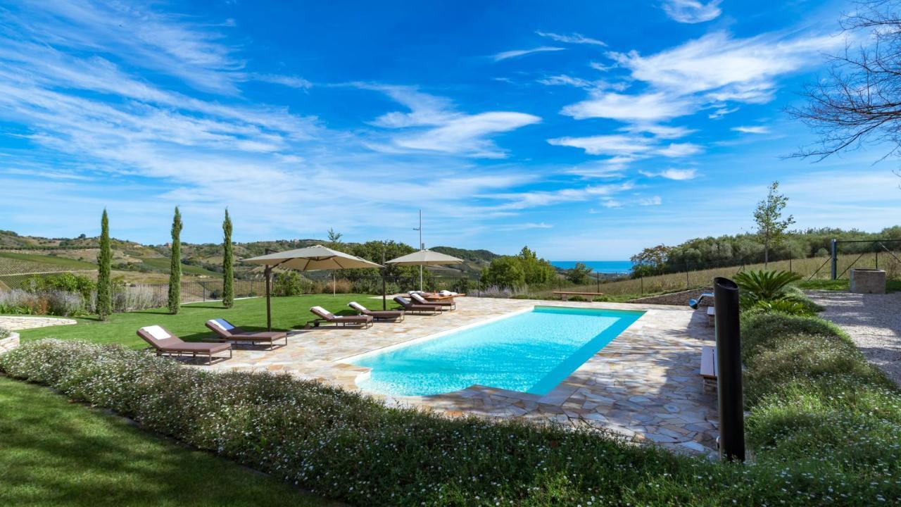Borgo Da Monte 8, Emma Villas Monteprandone Exterior photo