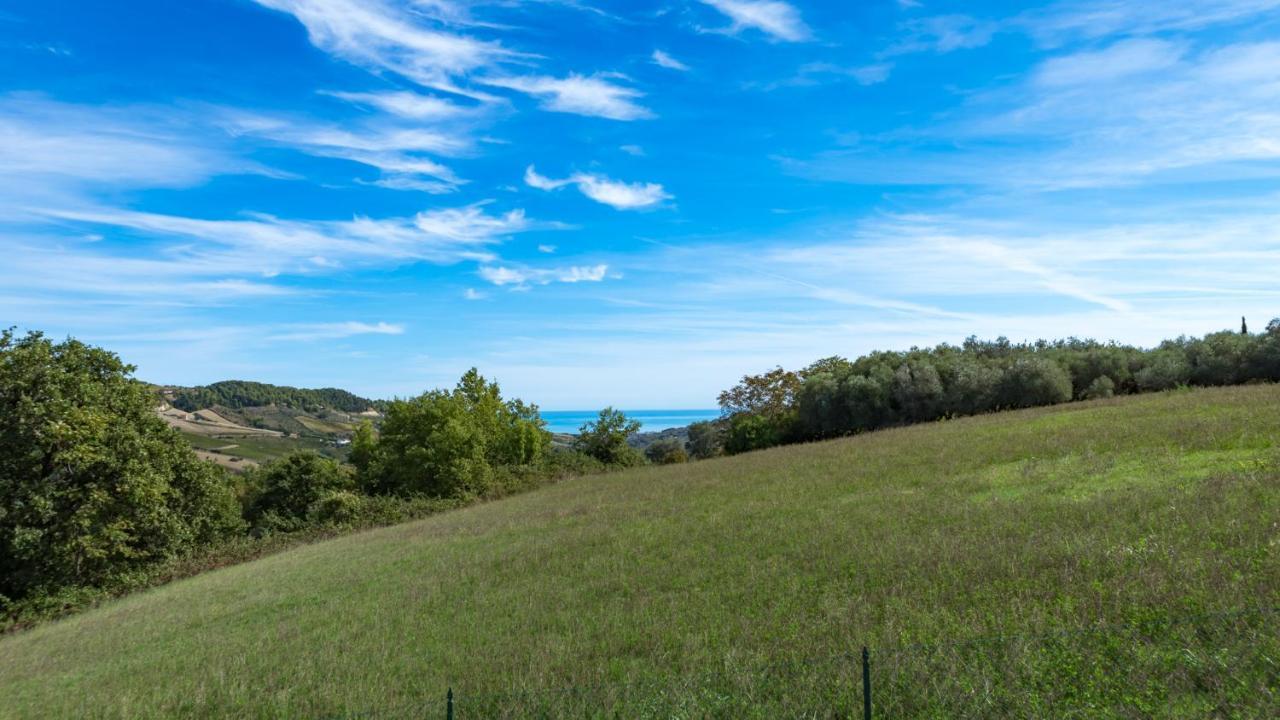 Borgo Da Monte 8, Emma Villas Monteprandone Exterior photo