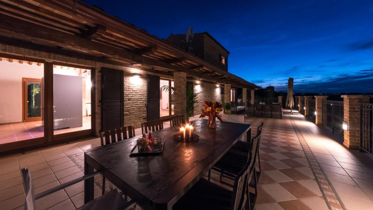 Borgo Da Monte 8, Emma Villas Monteprandone Exterior photo